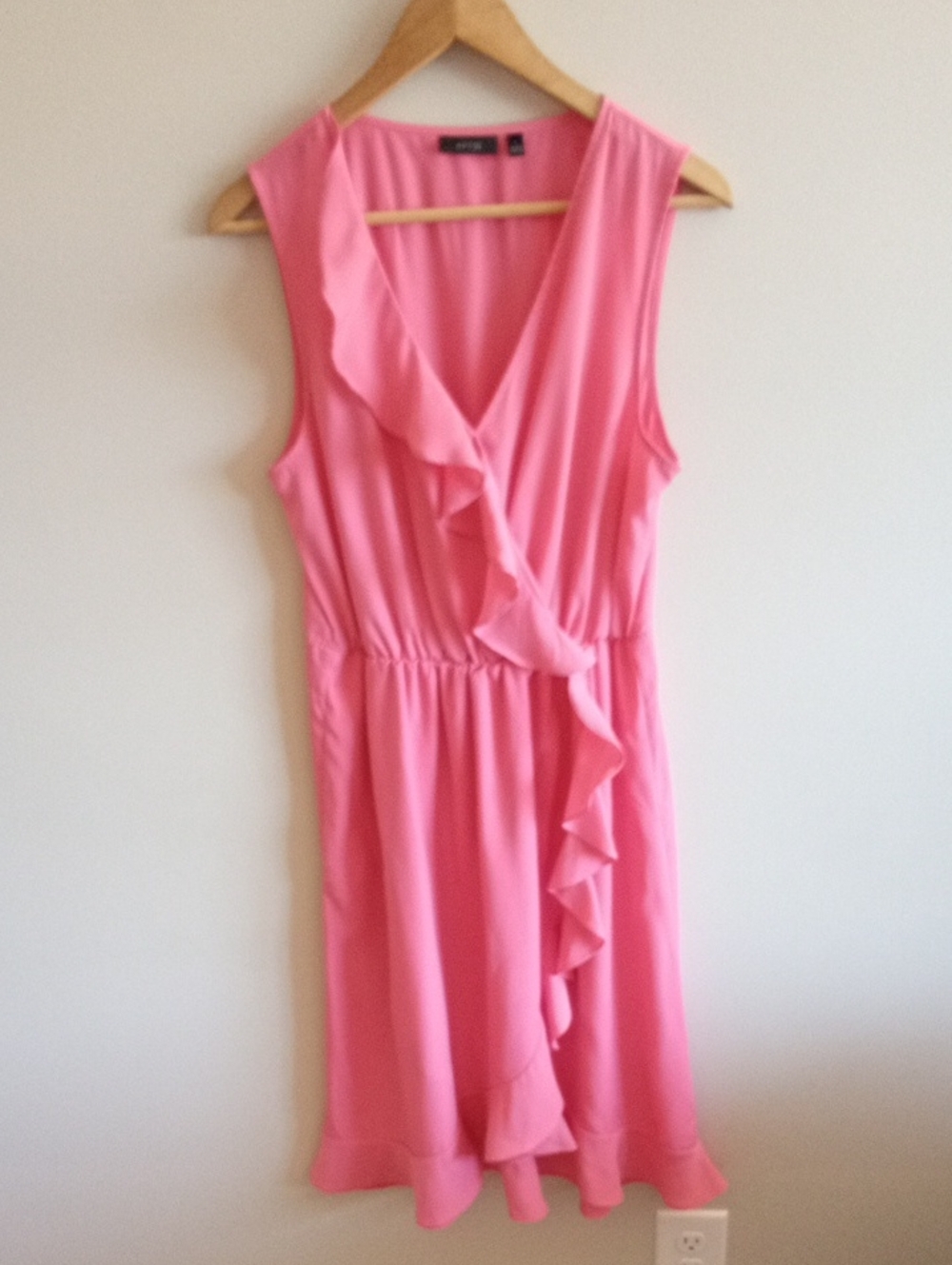 Apt. 9 Watermelon Pink Ruffle V-Neck Dress Size Large